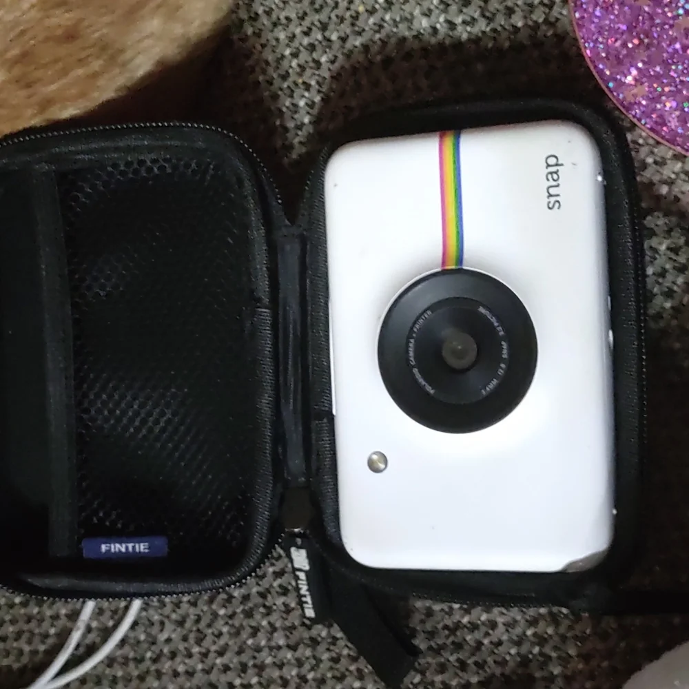 Polaroid zink snap camera