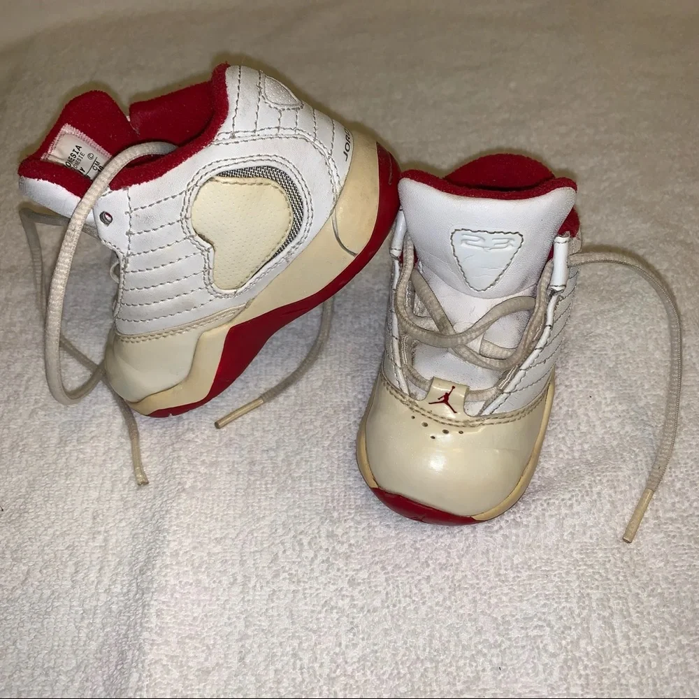 Infant 4C JORDAN B-2RUE 312526-104 White & Red True Vintage 2005 Baby Shoes