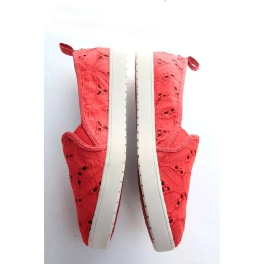 Koolaburra brand new