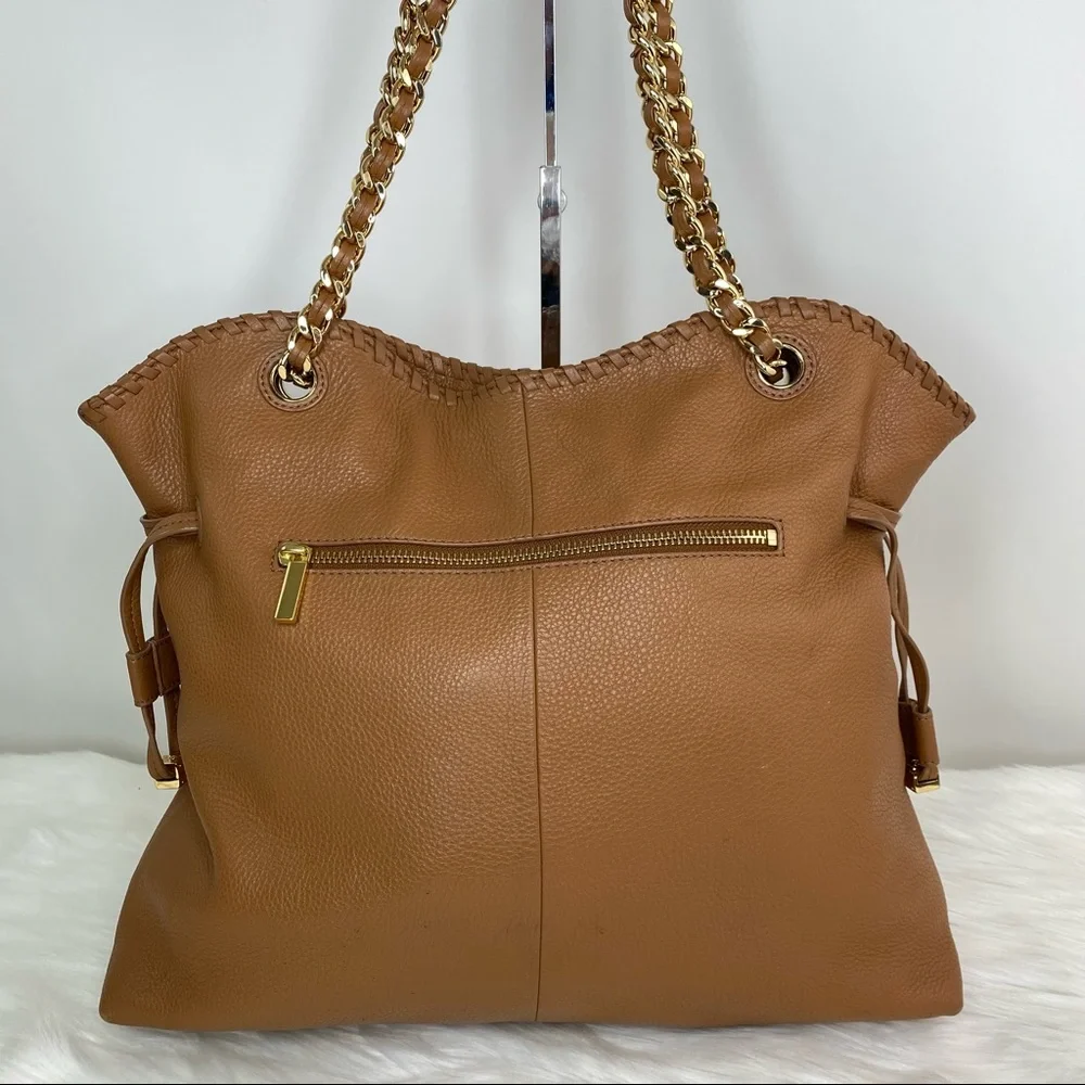 Tory Burch gorgeous tory