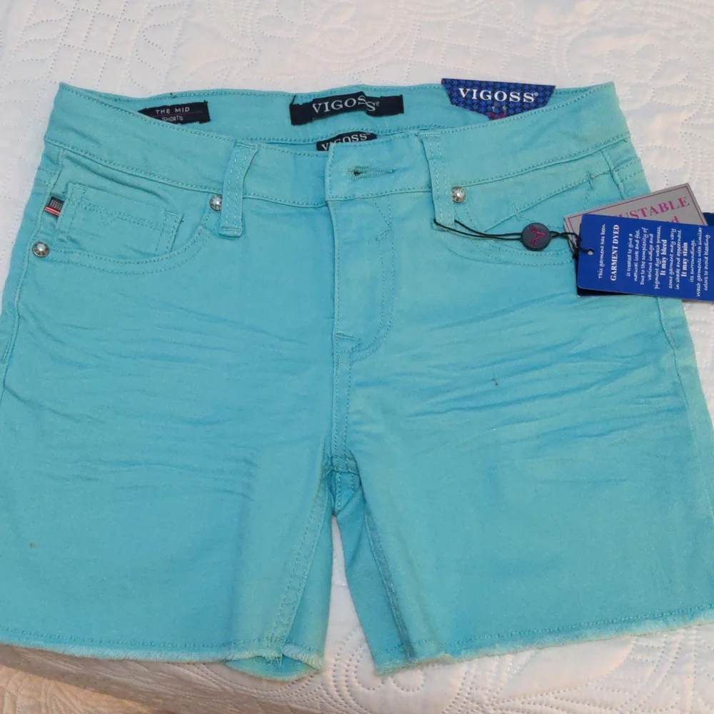 Girls turquoise shorts - sz 14