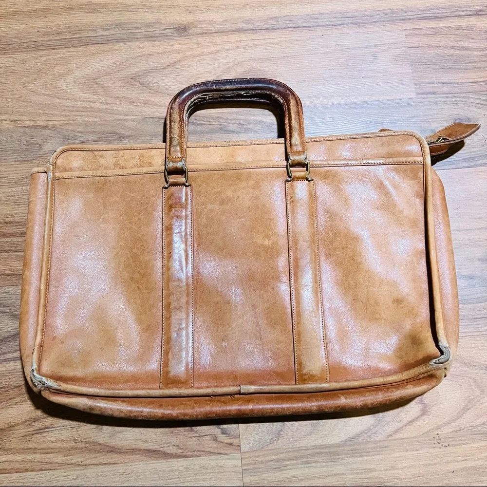 N/A leather briefcase