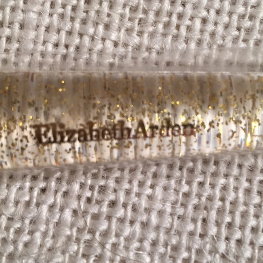 Elizabeth Arden brushes nwot
