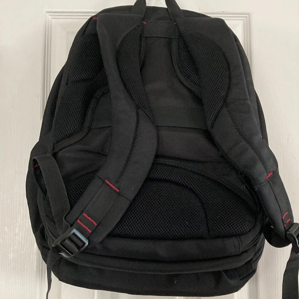 Samsonite smoke pet