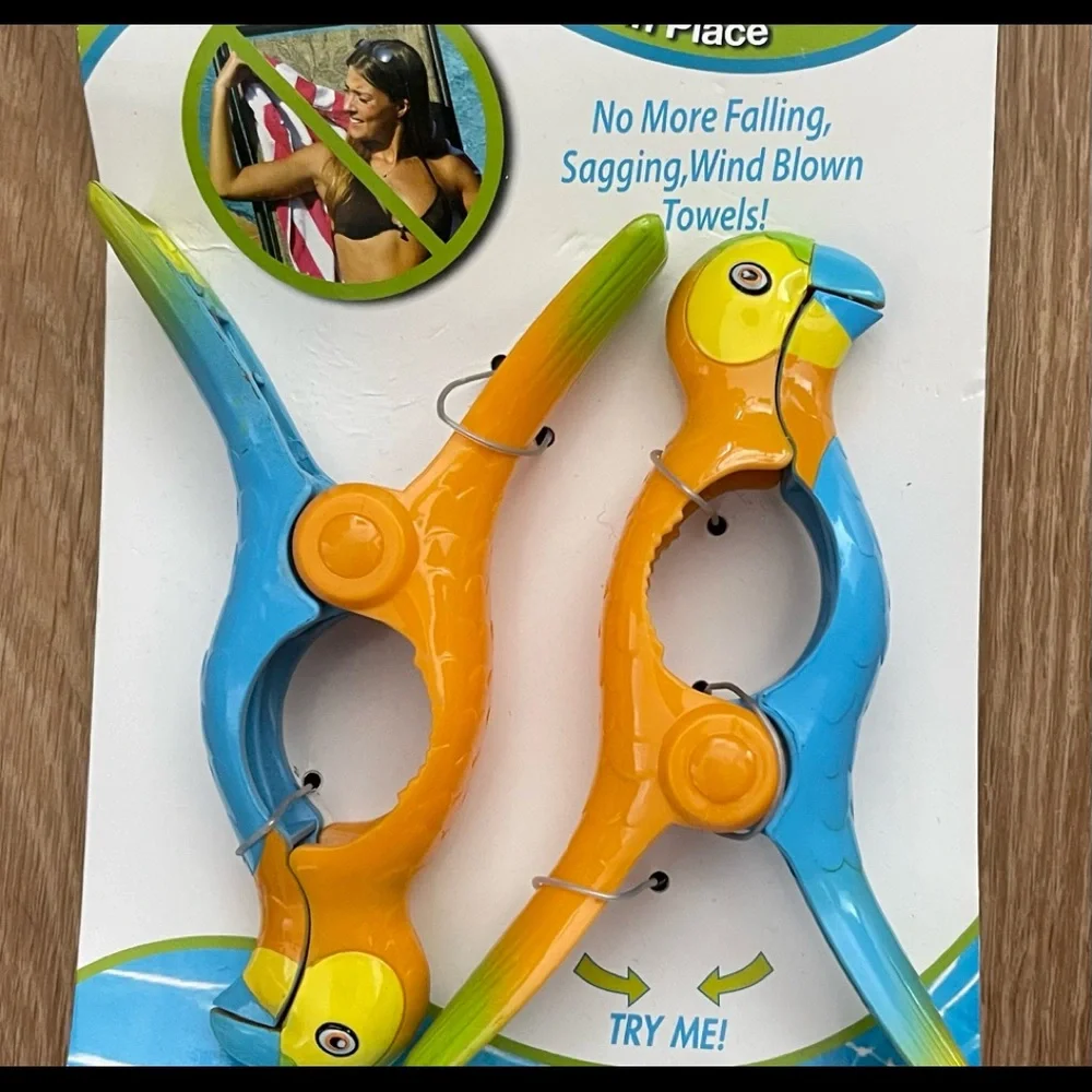 Boca beach towel clips