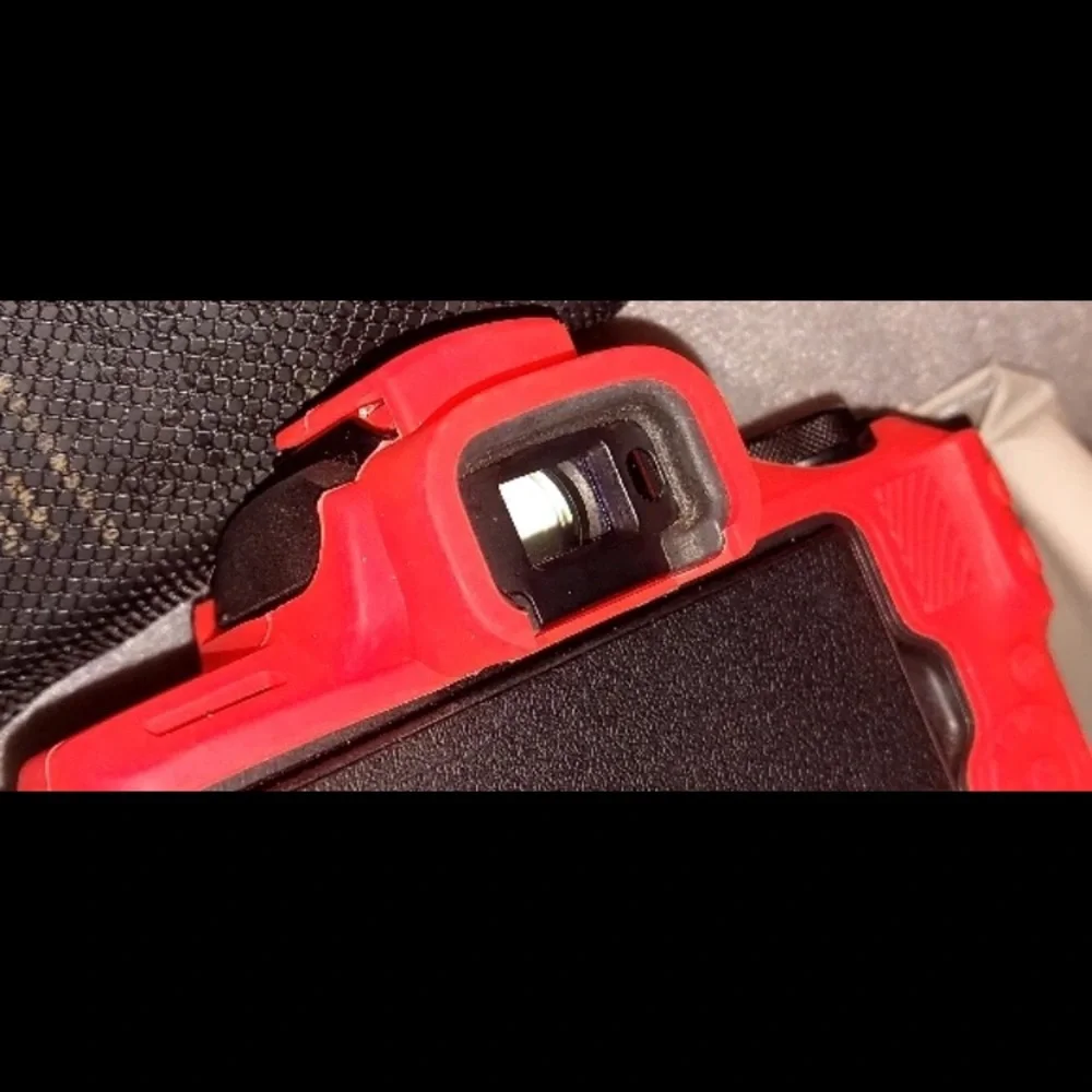Canon silicone camera