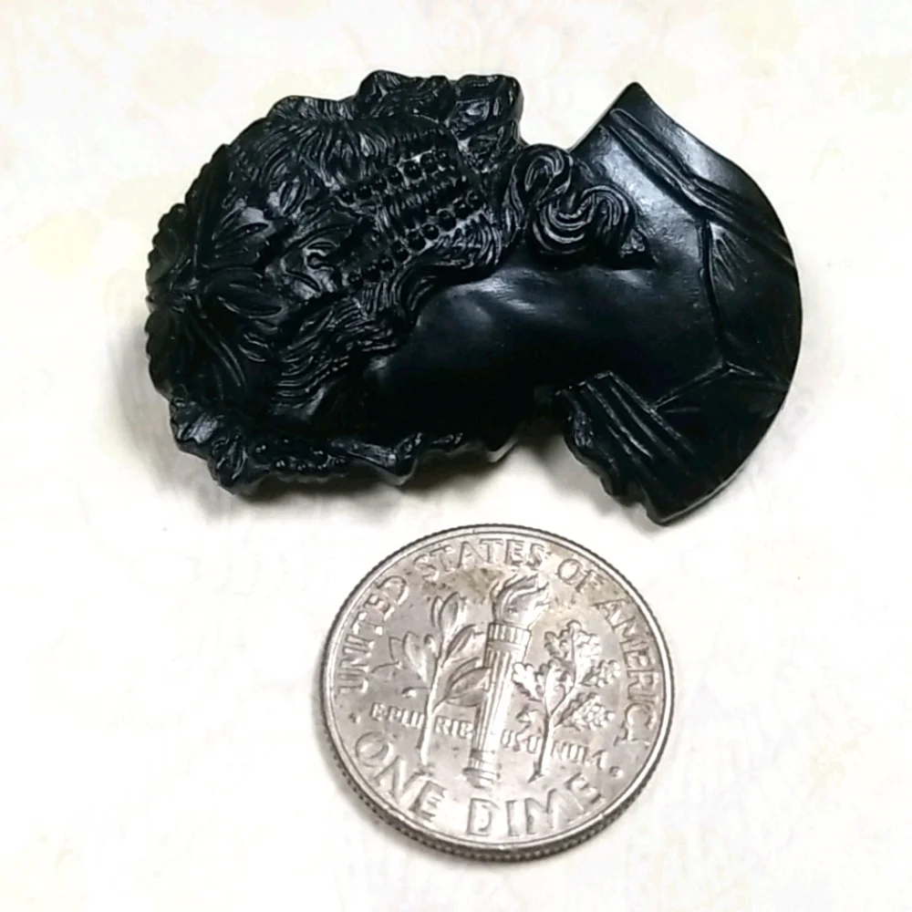 Vintage carved cameo