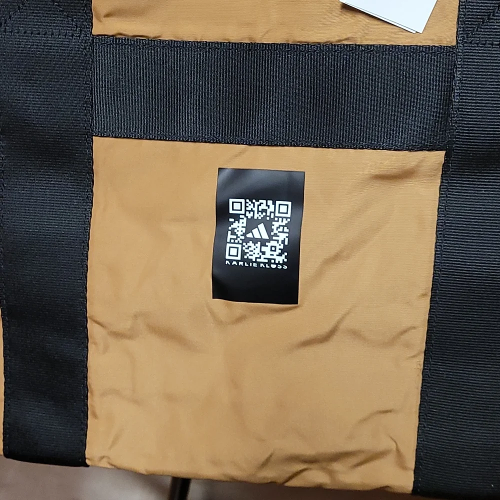 pocket large