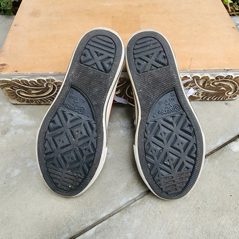 Converse these little