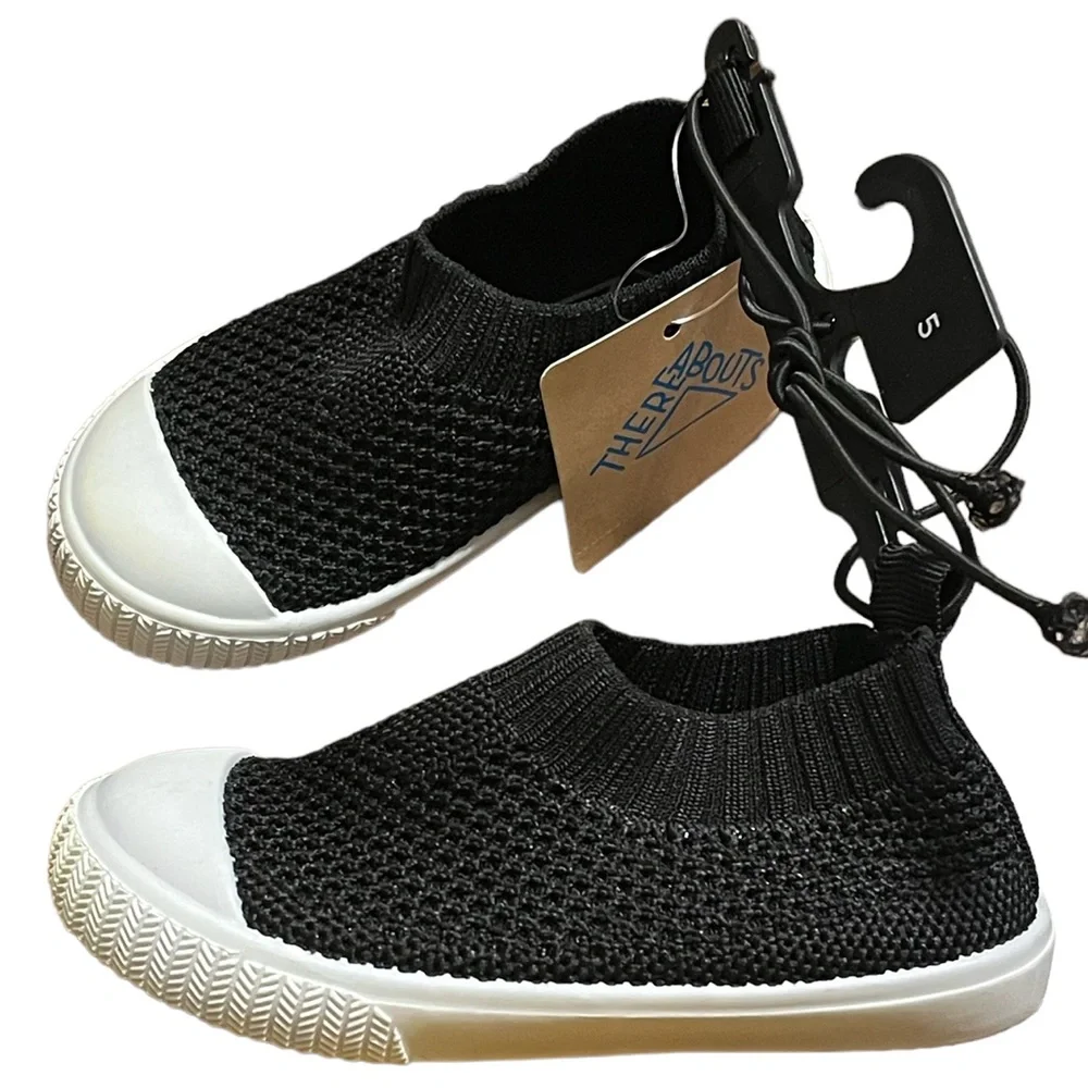 🌟NWT🌟 ThereAbouts Black Cleo Slip On Shoes