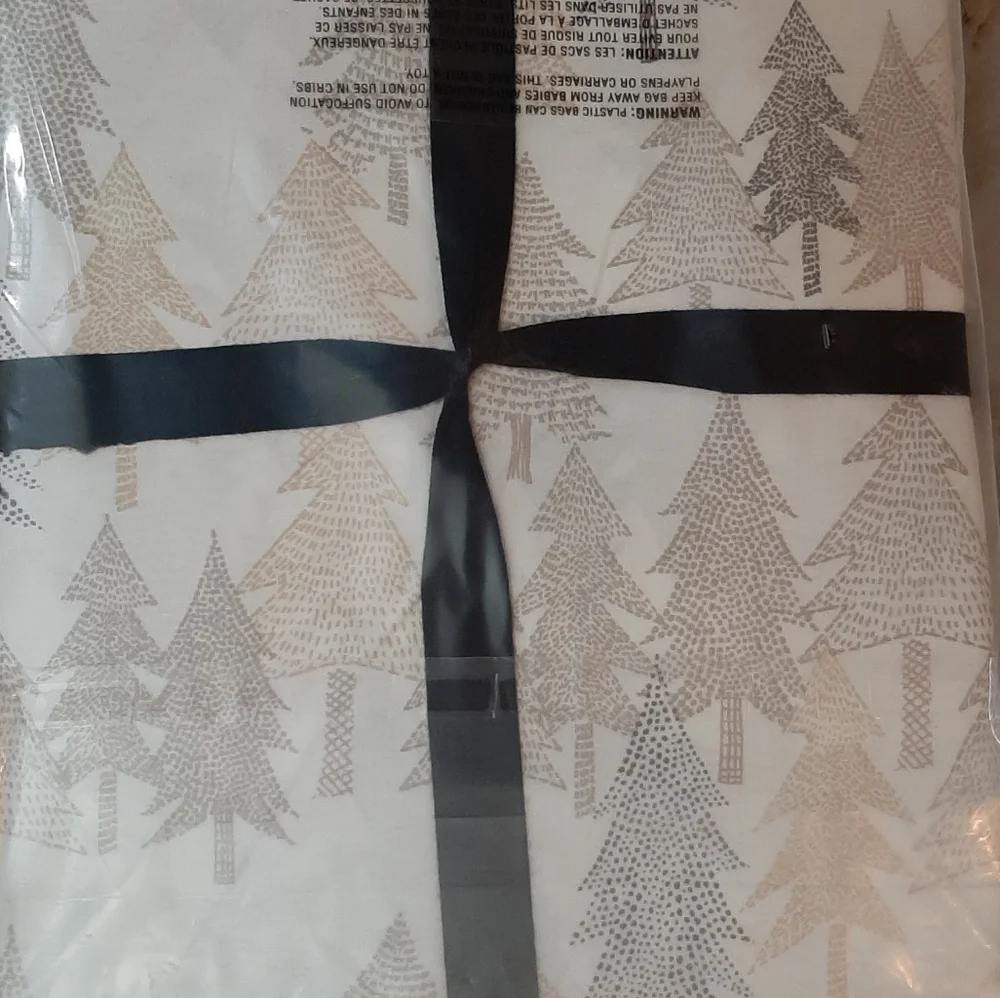 West Elm Sumi Forest Percale King Sheet Set