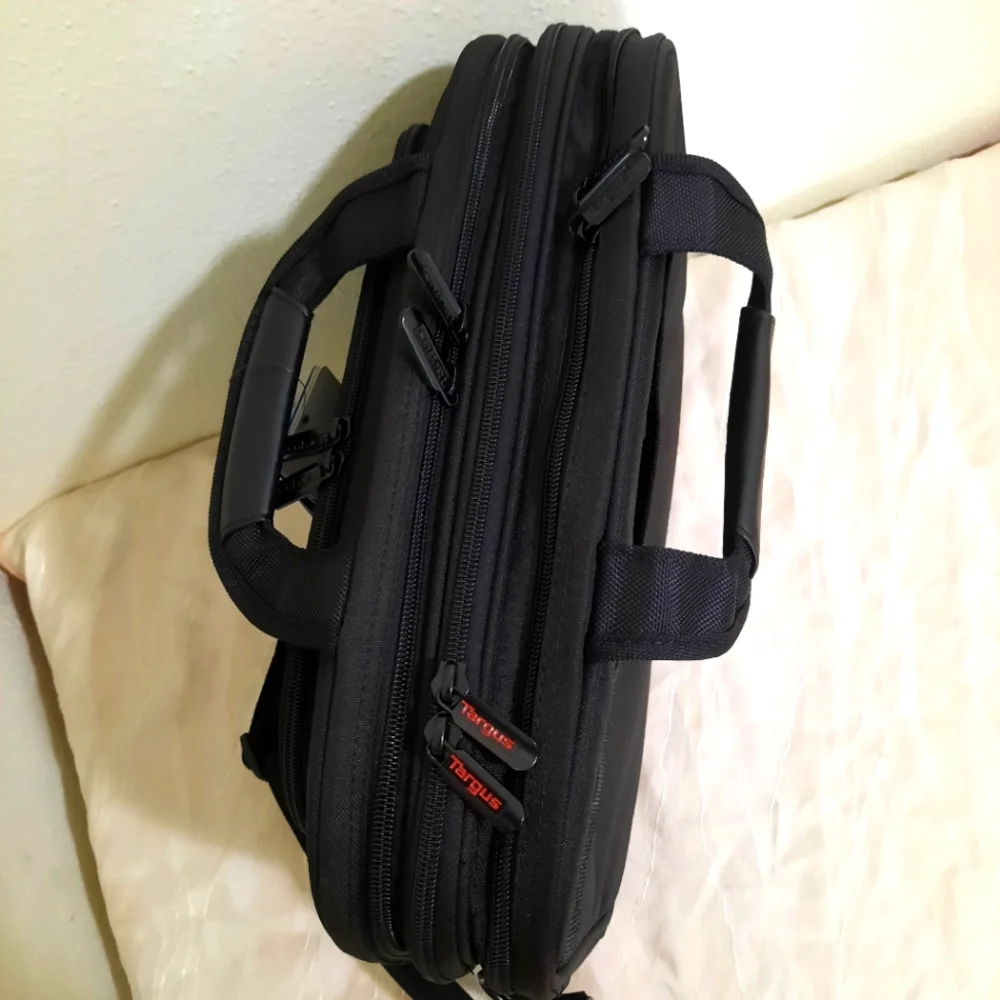 Targus black laptop