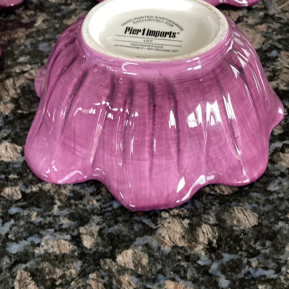 Pier 1 smoke pet