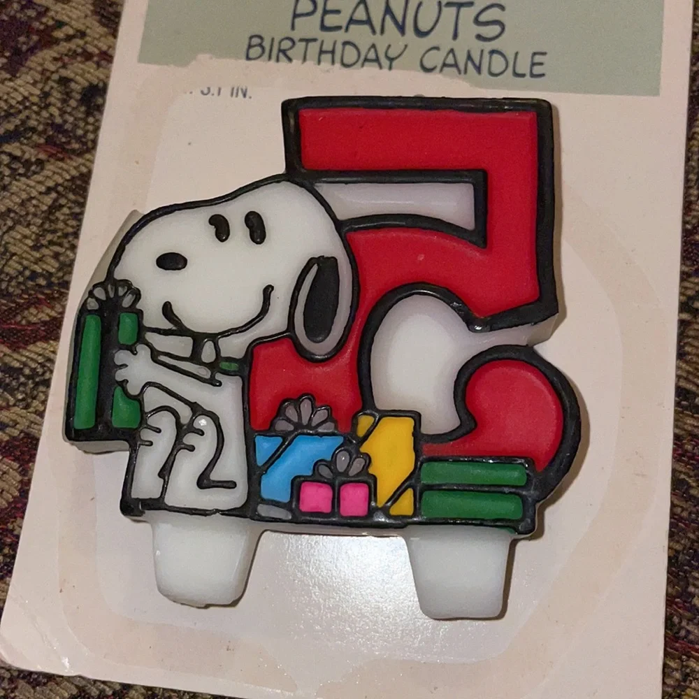 Hallmark #5 plastic gifts