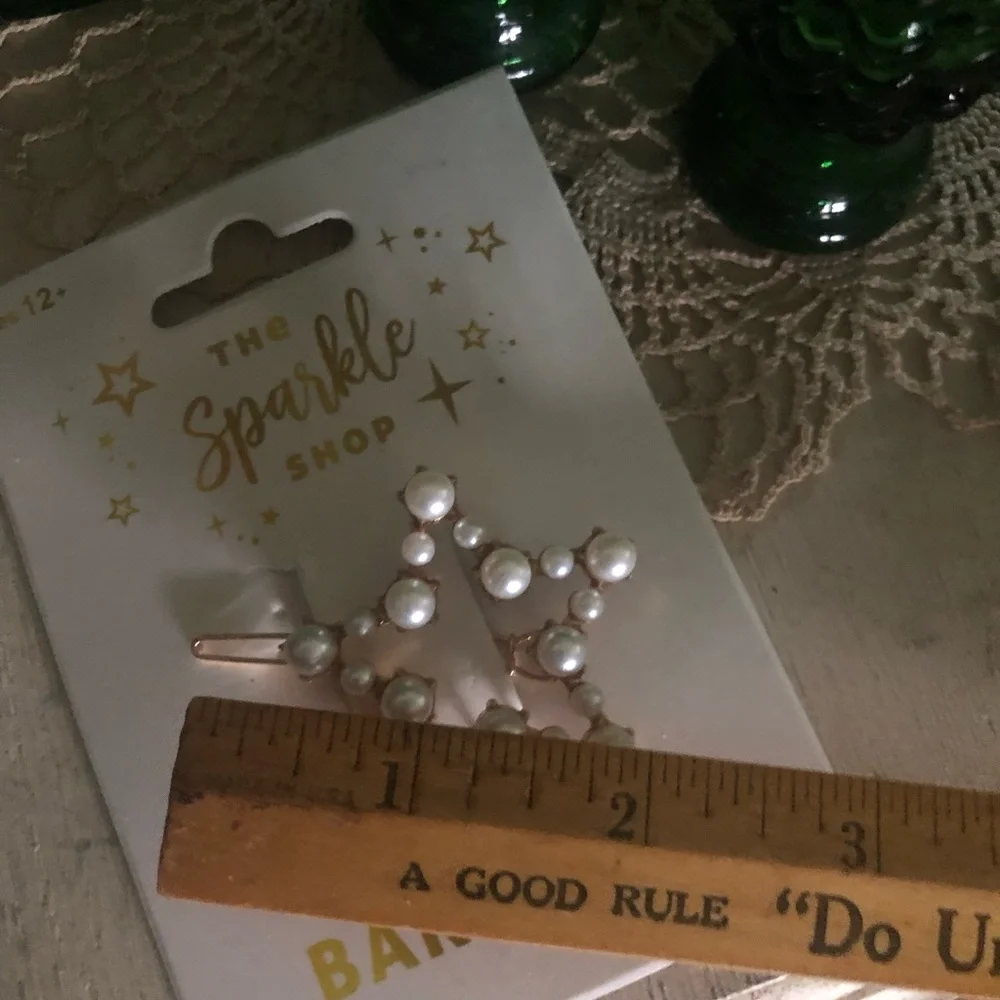 N/A faux pearl