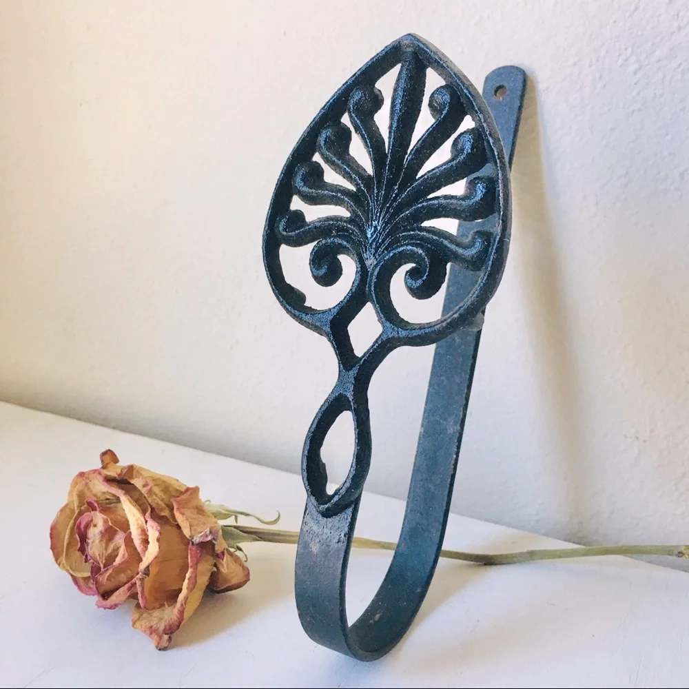 Vintage Mid Century Cast Iron Trivet Design Wall Hook