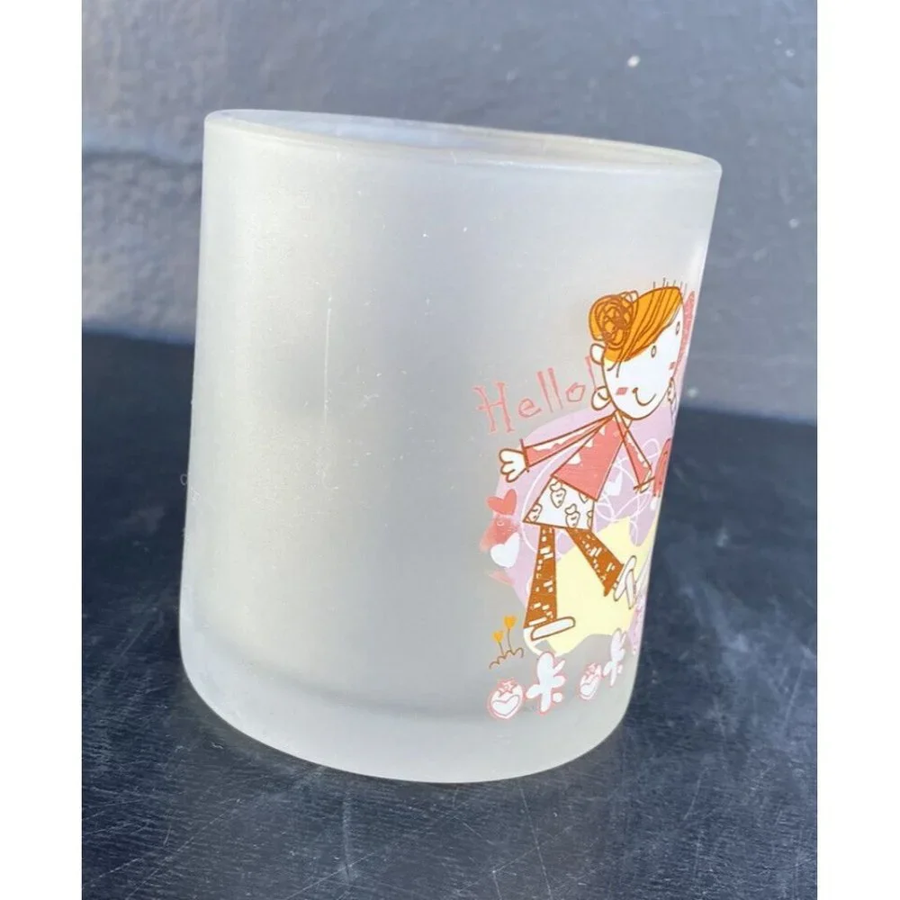 Unbranded frosted glass
