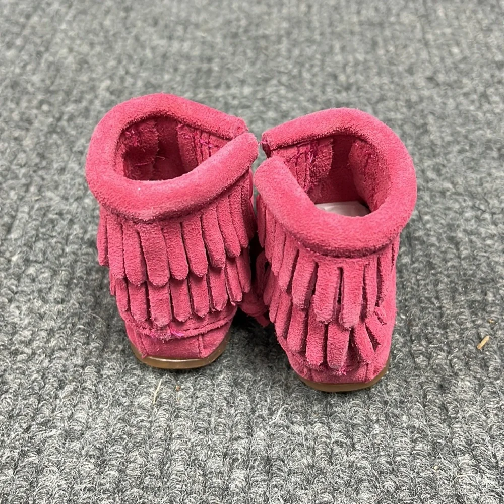 Minnetonka Kid’s Pink Double Fringe Zip Up Bootie (3198)