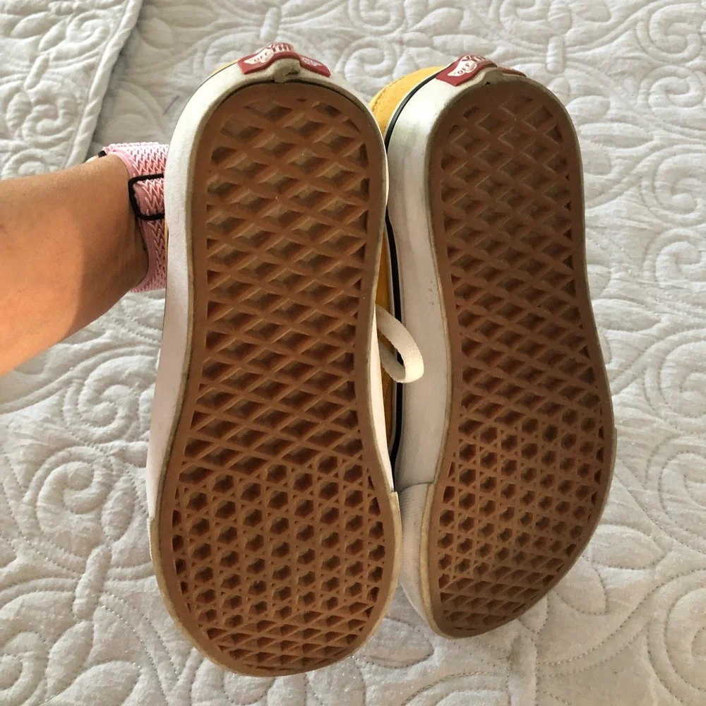 Vans suede size