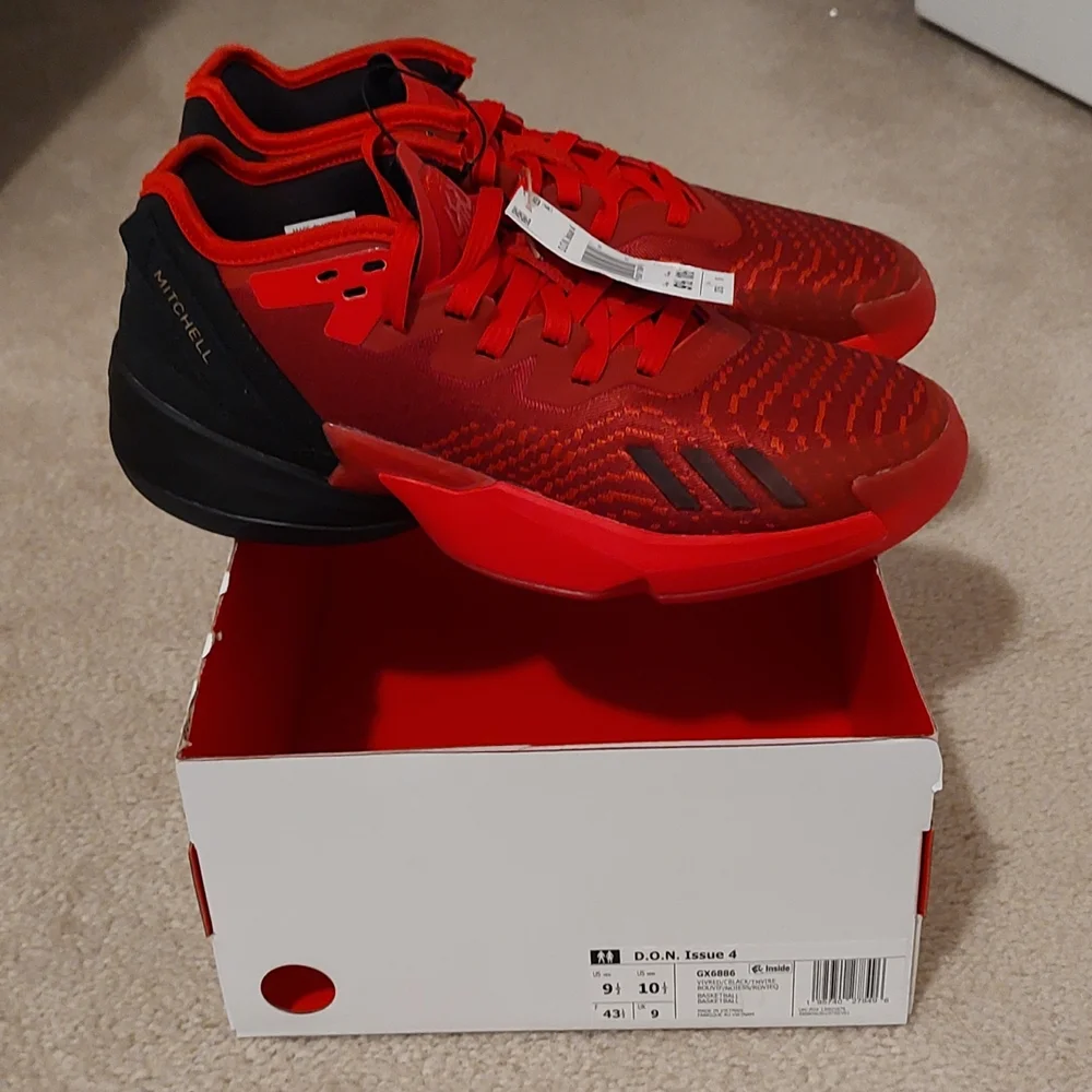 Adidas D.O.N. Issue 4 Basketball Shoes