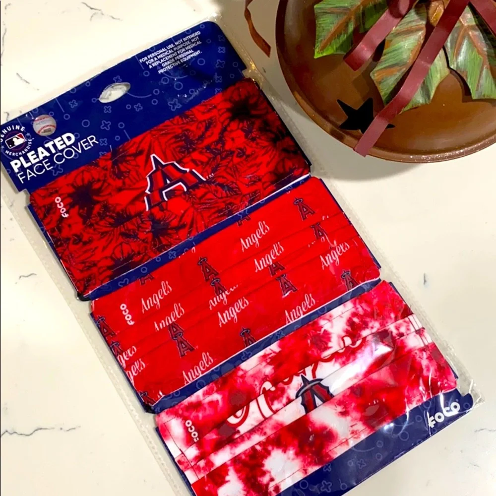 NWT LA Angels mask 3 pack by Foco