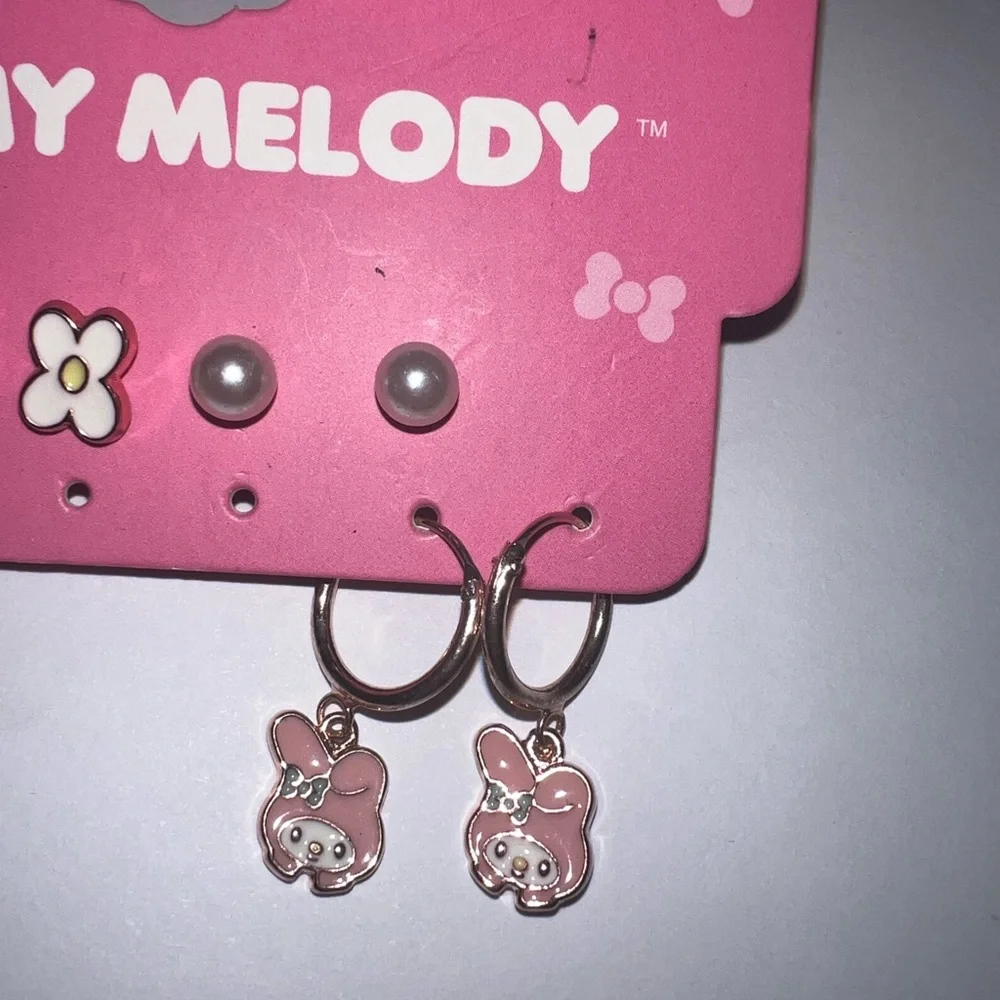 Sanrio earrings pairs