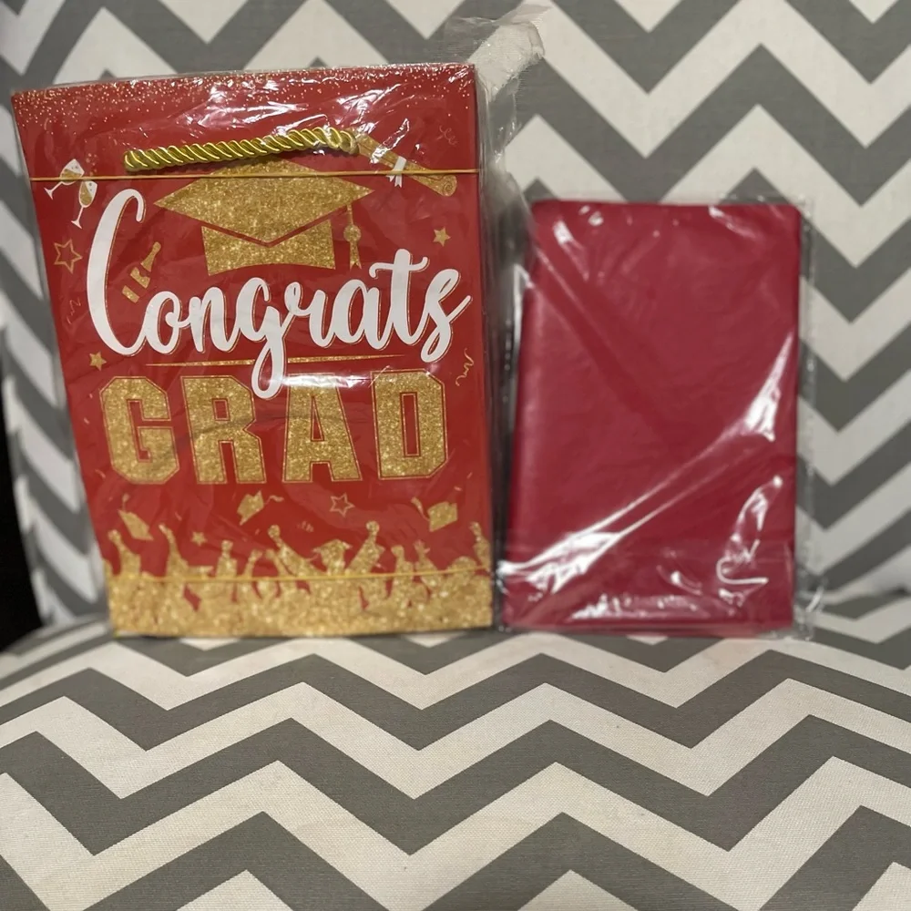 ***2/$15***   12 pack graduation  gift bags.