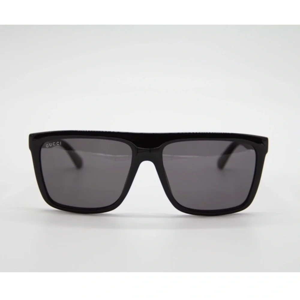 Gucci model gg0748s