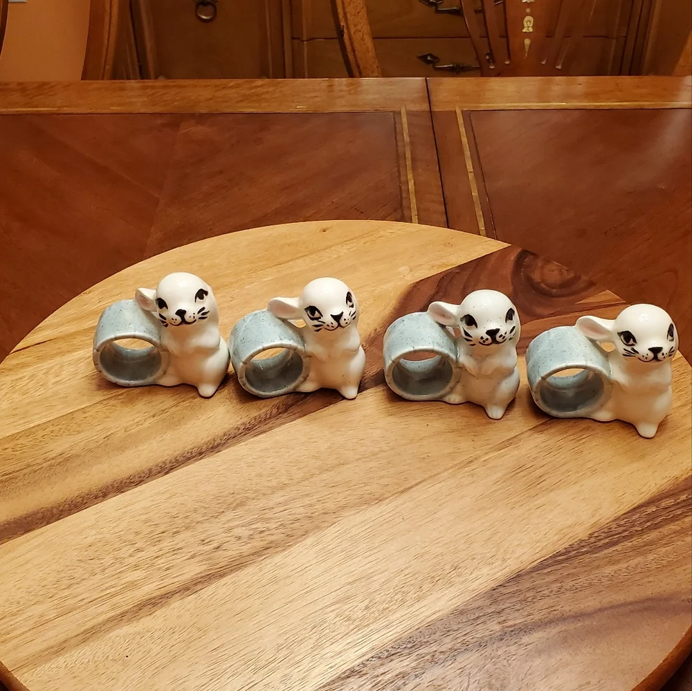 Source Unknown napkin holders