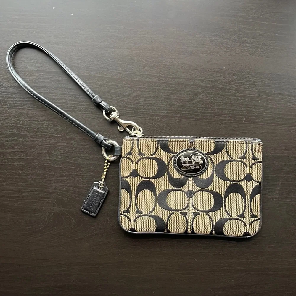 COPY - Coach Signature Print Black and Tan Wristlet Wallet Purse