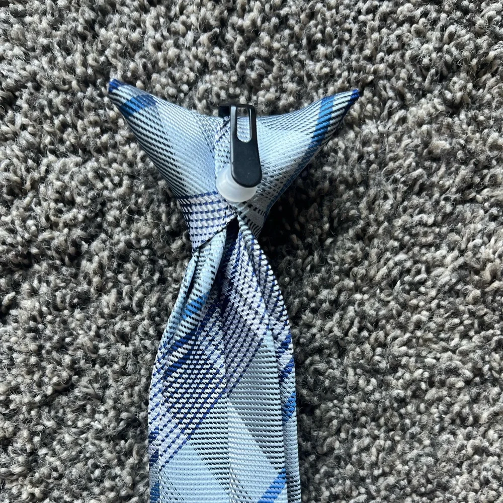 N/A it clip gray
