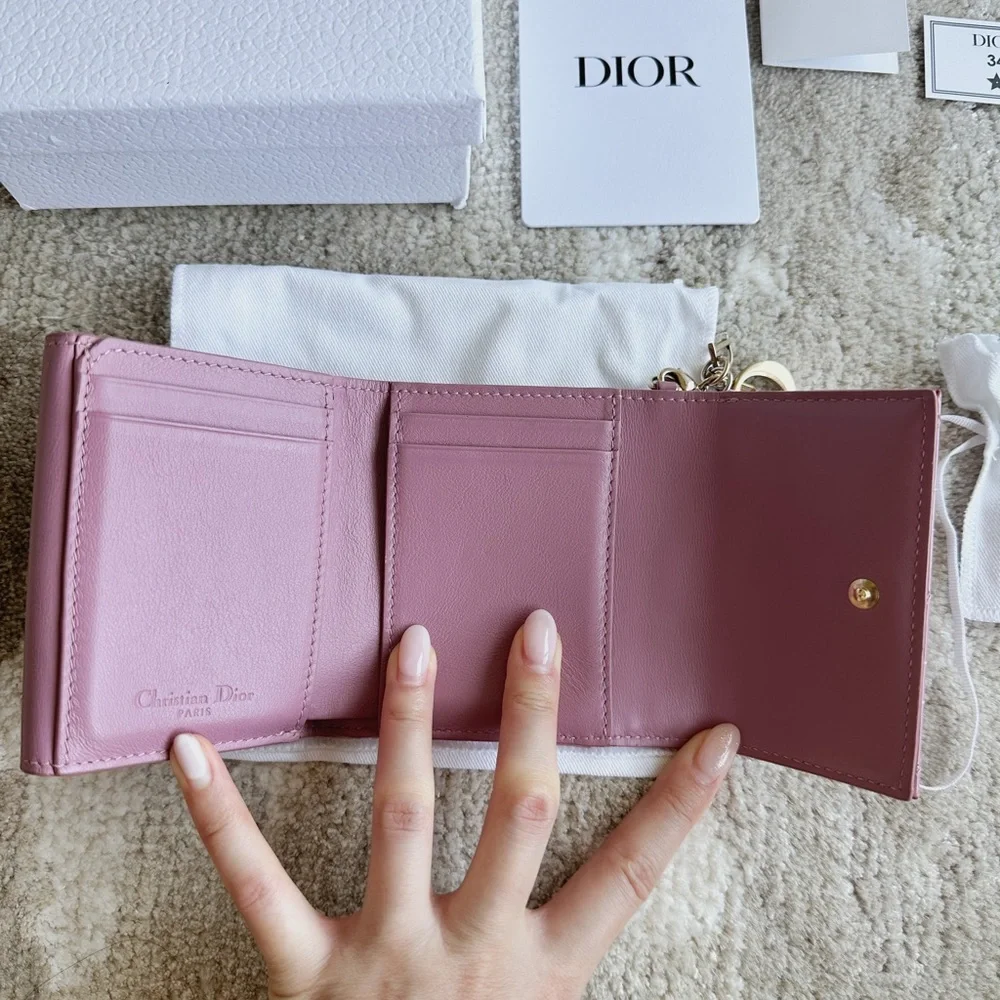 Dior lady lotus