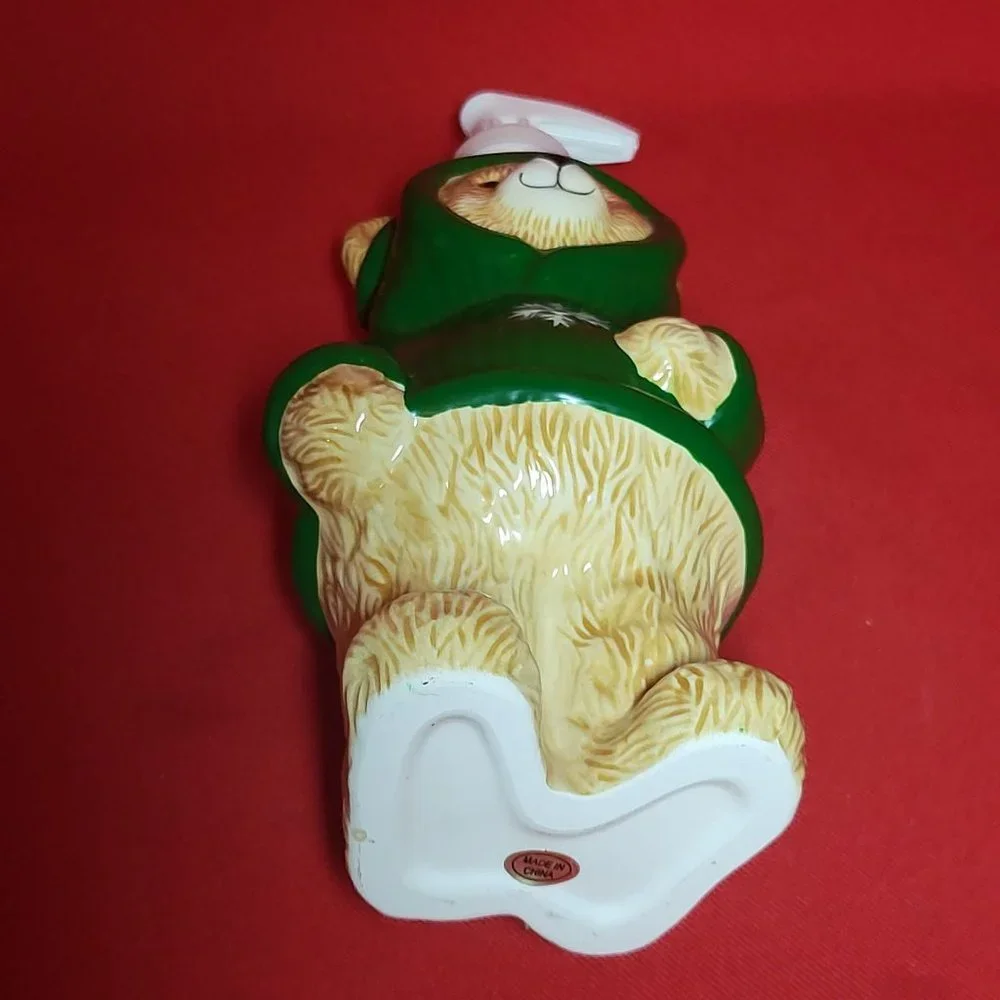 N/A ceramic soap