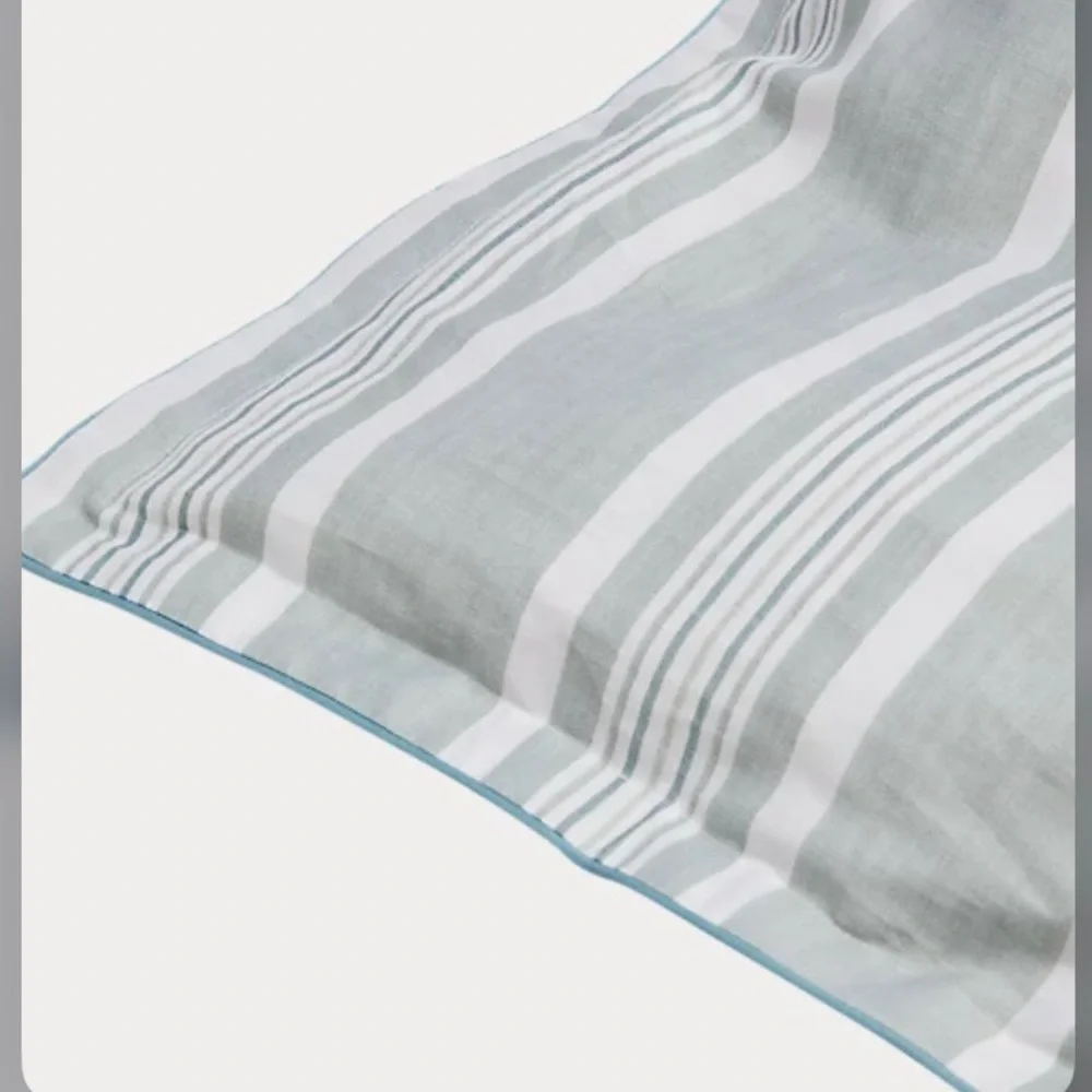 Lauren Ralph Lauren nwot duvet
