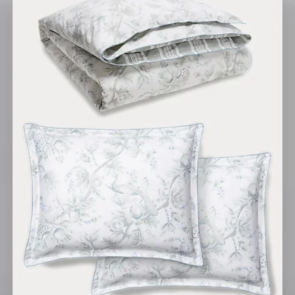 Lauren Ralph Lauren nwot duvet