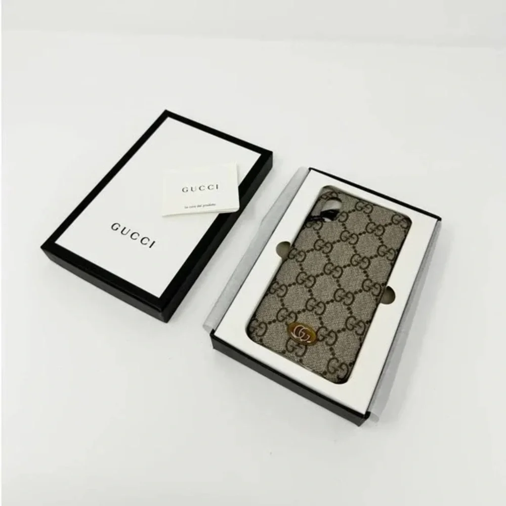 Gucci nwt iphone