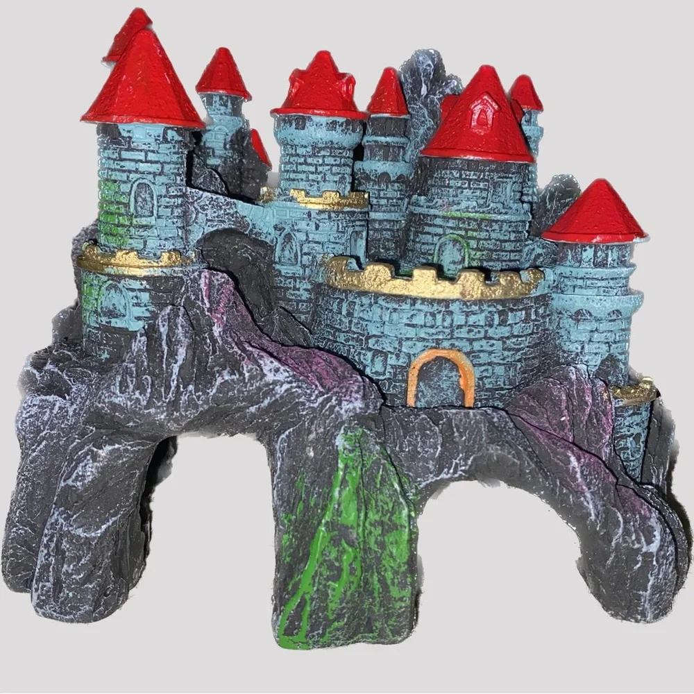 Castle Decoration for Fish Tanks/Aquariums 6 inches tall 7 inches wide
