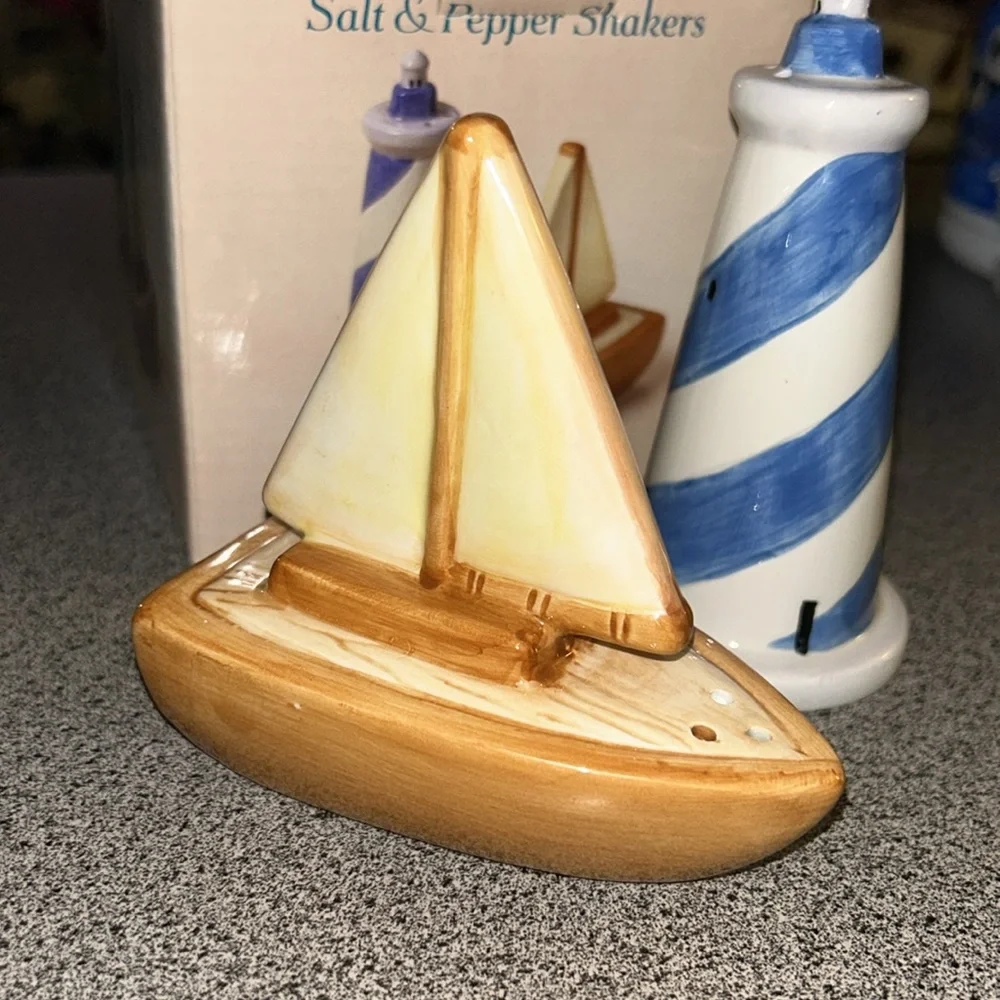 Sakura nwt ceramic