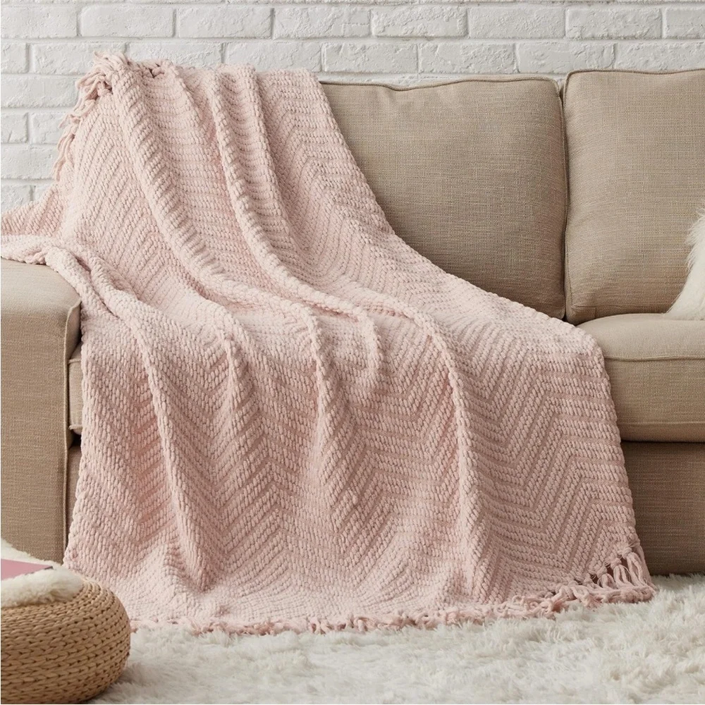West Elm ☕️ super