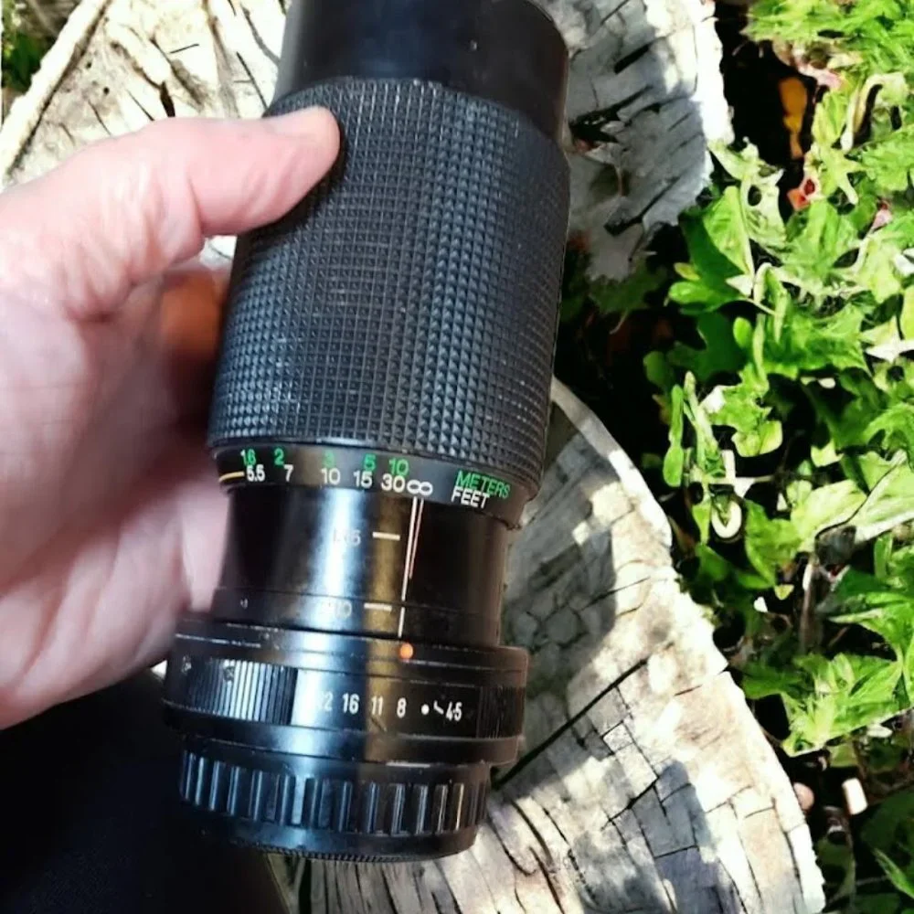 Vivtar macro focusing