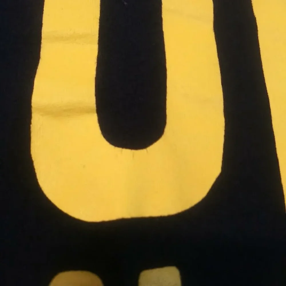 Finest Quality Place Est. 1989 boys size 7/8 navy blue and yellow shirt