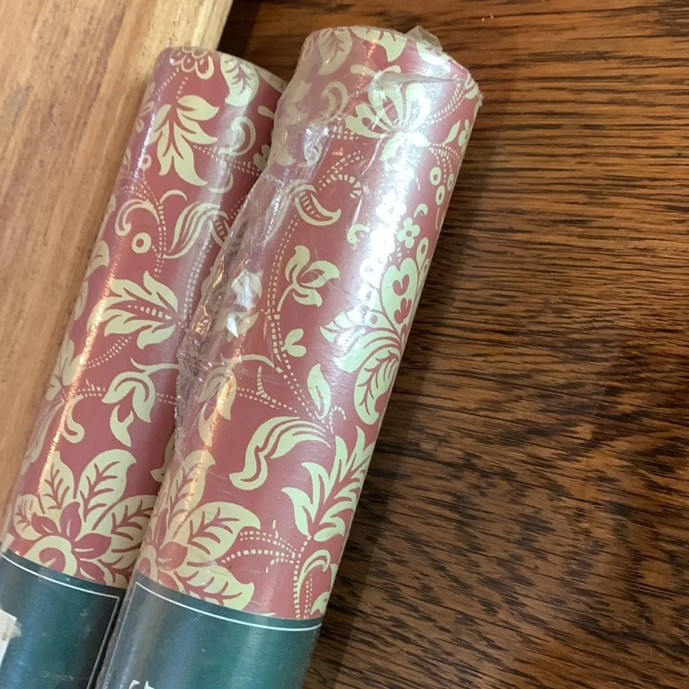 Laura Ashley sealed laura