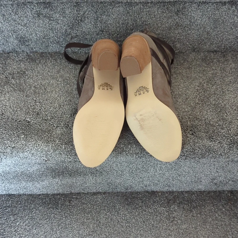 Carlos by Carlos Santana ankle booties