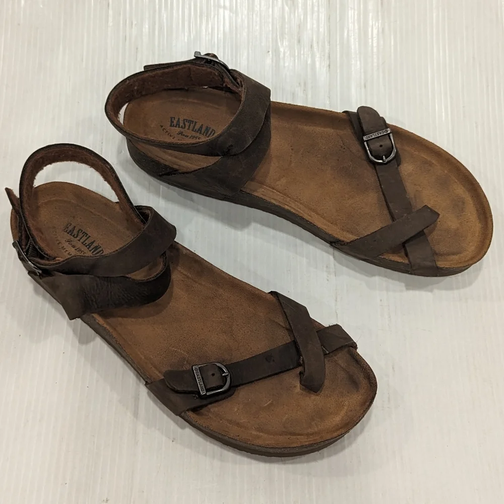Eastland women strappy