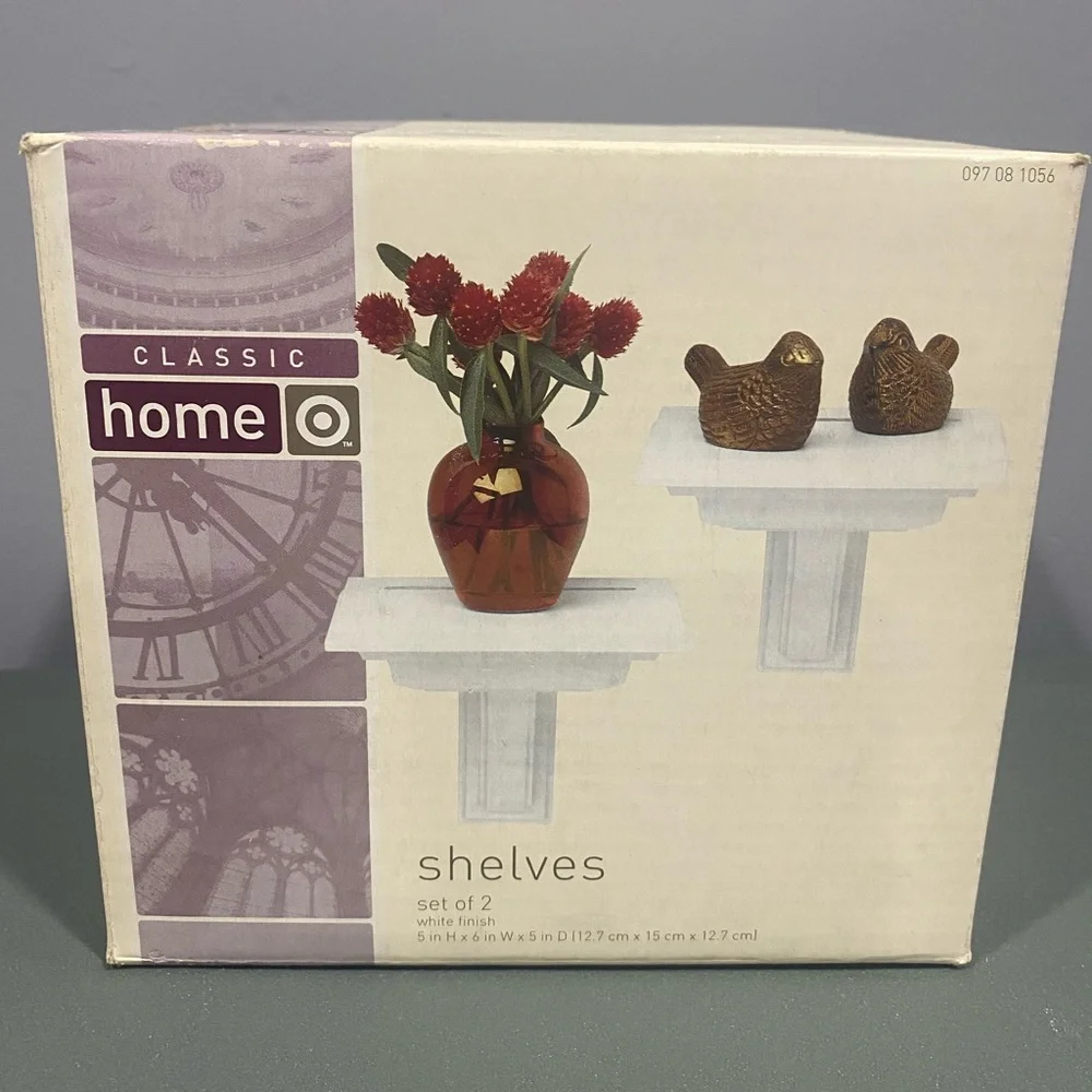 Target wall décor