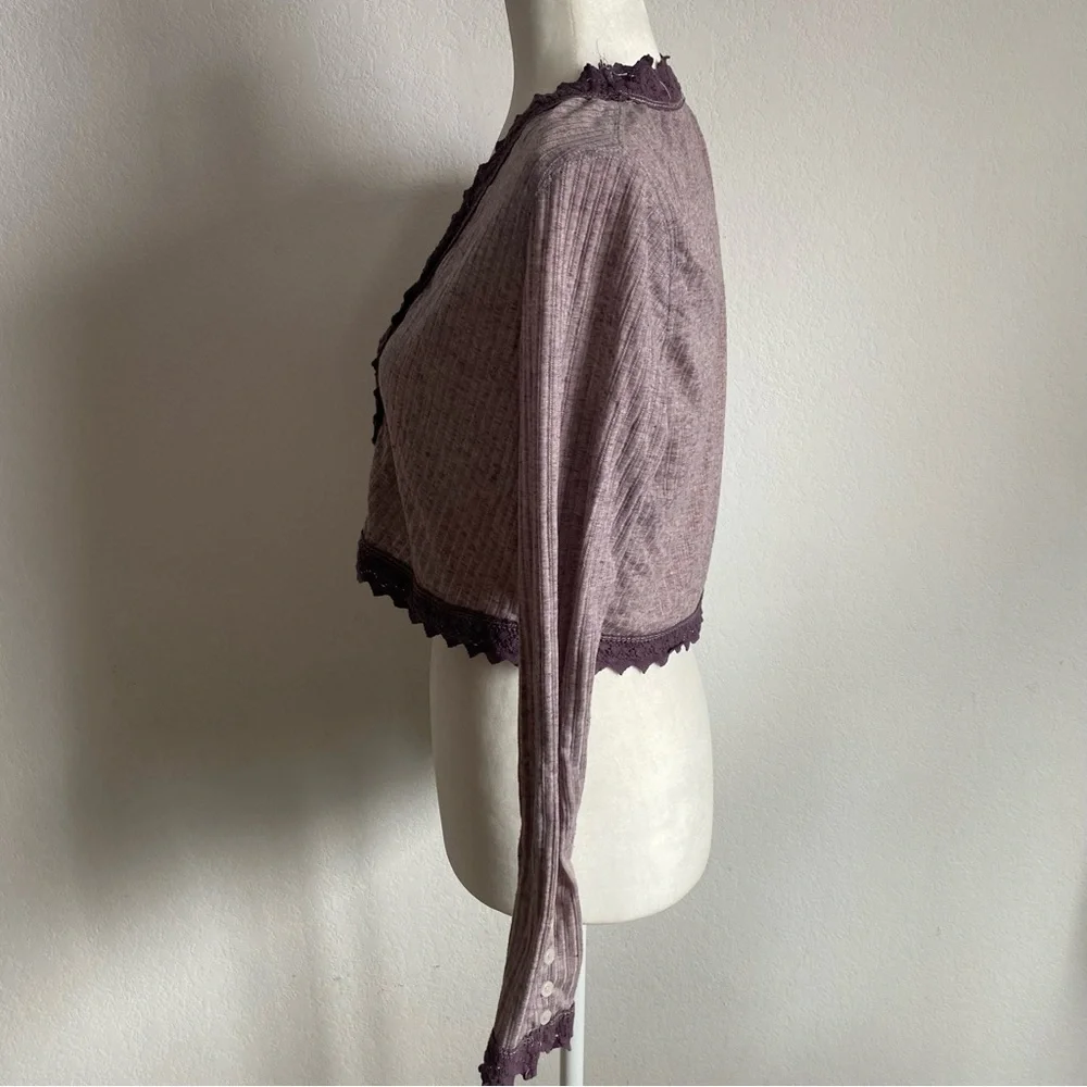 Free People Top Purple Cropped Long Sleeve Top w Crochet Lace & Buttons Sz XS