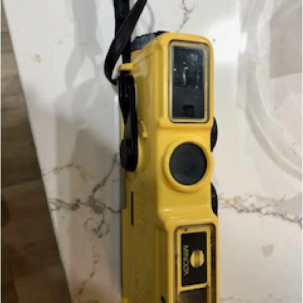 Minolta Weathermatic Camera Underwater Point & Shoot