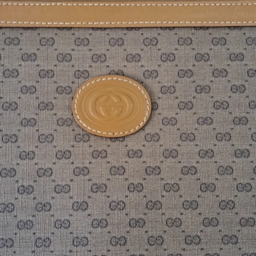 Gucci excellent vintage