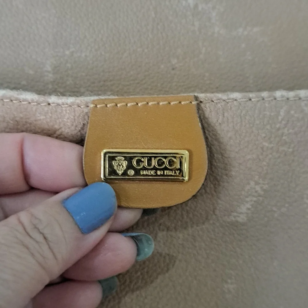 Gucci excellent vintage