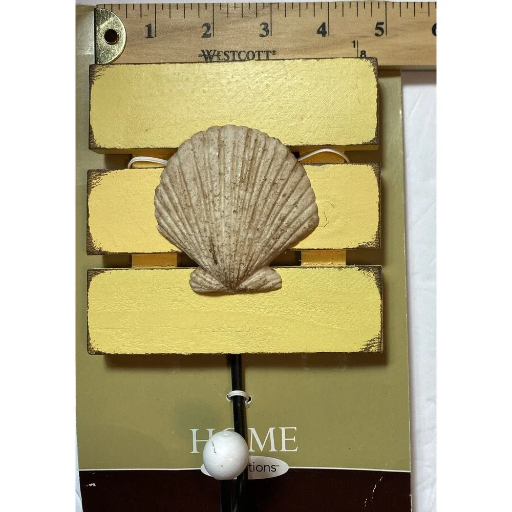 Home Inspirations Wall Hooks 1 PAIR 2 Seashell Shabby Seaside Cottage Ocean Wood